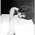 h LINDA 1970 analog  analog-photo repro mit digital-kamera : analog women, die-wege-photo