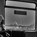 DSC 4891-2015-06-27  hamburg 06.2015 - das fenster zur welt : hamburg, menschen unterwegs, koomunikation smartphone