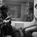 DSC 4691-2015-06-25  GUCKEN statt SEHEN - menschen unterwegs - kommunikation smartphone
